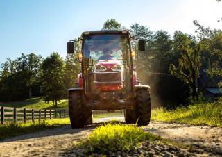 Трактори 4WD (задвиждане на четирите колела) Massey Ferguson MF 2860 M