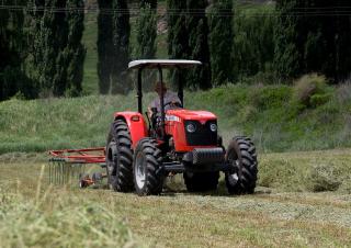 Трактори 4WD (задвиждане на четирите колела) Massey Ferguson MF 445 Xtra