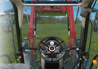 Трактори 4WD (задвиждане на четирите колела) Massey Ferguson MF 4710 M