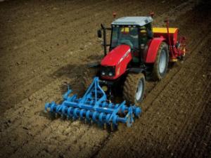 Трактори 4WD (задвиждане на четирите колела) Massey Ferguson MF 5480-4 Lader