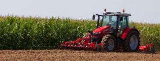 Трактори 4WD (задвиждане на четирите колела) Massey Ferguson MF 5613 Dyna 6
