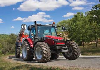 Трактори 4WD (задвиждане на четирите колела) Massey Ferguson MF 6445 Edition Plus