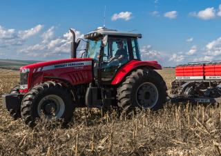 Трактори 4WD (задвиждане на четирите колела) Massey Ferguson MF 7219	