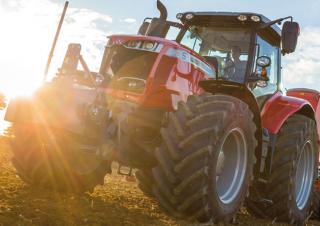 Трактори 4WD (задвиждане на четирите колела) Massey Ferguson MF 7720 S
