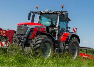 Трактори 4WD (задвиждане на четирите колела) Massey Ferguson MF 8S.225 