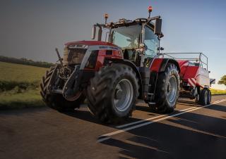 Трактори 4WD (задвиждане на четирите колела) Massey Ferguson MF 8S.265 