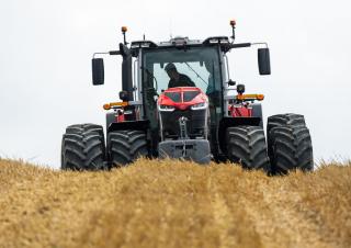 Трактори 4WD (задвиждане на четирите колела) Massey Ferguson MF 9S.370