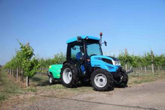Трактори 4WD (задвиждане на четирите колела) Landini Mistral 55
