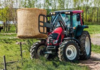 Трактори 4WD (задвиждане на четирите колела) Valtra N 103