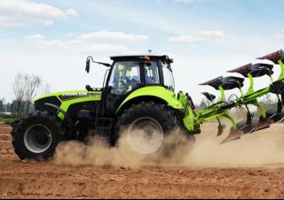 Трактори 4WD (задвиждане на четирите колела) Zoomlion PL2304