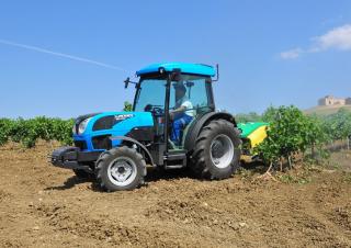 Трактори 4WD (задвиждане на четирите колела) Landini Rex 120F