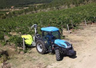 Трактори 4WD (задвиждане на четирите колела) Landini Rex 80GE