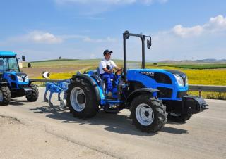 Трактори 4WD (задвиждане на четирите колела) Landini Rex DT 4-110F