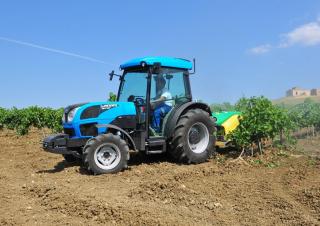 Трактори 4WD (задвиждане на четирите колела) Landini Rex DT 4-110F