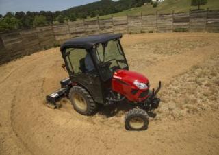 Превозни средства Общински трактори Yanmar SA424DHX