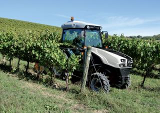 Трактори 4WD (задвиждане на четирите колела) Lamborghini Spire V 105 