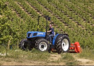Трактори 4WD (задвиждане на четирите колела) New Holland T 4.95 LP