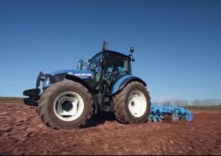 Трактори 4WD (задвиждане на четирите колела) New Holland T 4.95