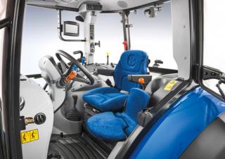 Трактори 4WD (задвиждане на четирите колела) New Holland T 4.95
