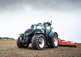Трактори 4WD (задвиждане на четирите колела) Valtra T254V SmartTouch