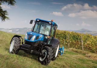 Трактори 4WD (задвиждане на четирите колела) New Holland T4.80 LP