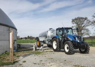 Трактори 4WD (задвиждане на четирите колела) New Holland T6.125 S