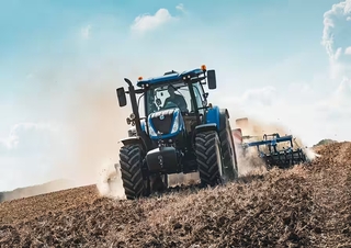 Трактори 4WD (задвиждане на четирите колела) New Holland T7.225 SideWinder II