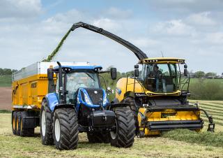 Трактори 4WD (задвиждане на четирите колела) New Holland T7.230 Classic