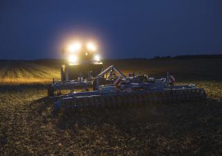 Трактори 4WD (задвиждане на четирите колела) New Holland T8.435 SmartTrax