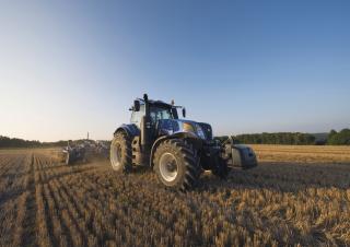 Трактори 4WD (задвиждане на четирите колела) New Holland T8.435 SmartTrax