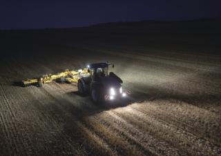 Трактори 4WD (задвиждане на четирите колела) New Holland T9.565