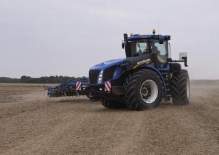 Трактори 4WD (задвиждане на четирите колела) New Holland T9.565