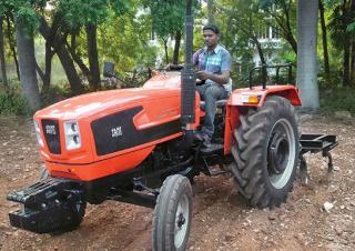 Трактори 4WD (задвиждане на четирите колела) SAME Tiger Compact 35 E