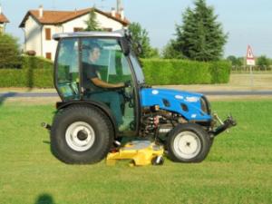 Трактори 4WD (задвиждане на четирите колела) BCS Vivid 400