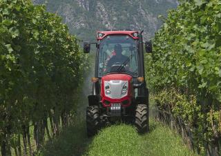 Трактори 4WD (задвиждане на четирите колела) McCormick X4.80F-4