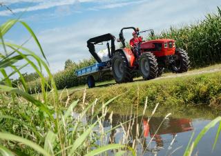 Трактори 4WD (задвиждане на четирите колела) SAME Argon 80 