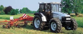 Трактори 4WD (задвиждане на четирите колела) Lamborghini Grand Prix LS 874-90