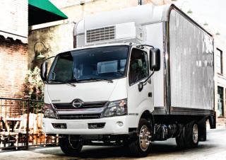 Камиони Твърдо шаси Hino 300 XZU650L-HKMGSR3 4x2 chassis
