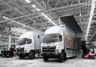 Камиони Твърдо шаси Hino 500 GT 1322 4x4