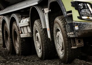Камиони Твърдо шаси Volvo Trucks FMX13.420 6x2 Platform - Tag