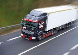 Камиони Твърдо шаси Renault PREMIUM 320.19 4X2
