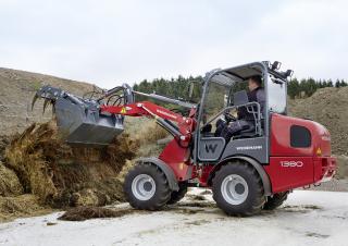 Универсални товарачи Weidemann 1380