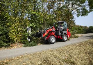 Универсални товарачи Weidemann 1380