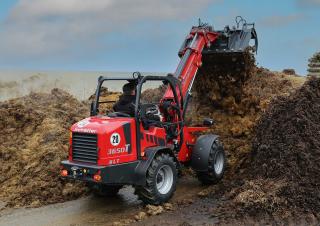 Универсални товарачи Schäffer 3650 T SLT 