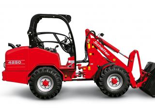 Универсални товарачи Schäffer 4250