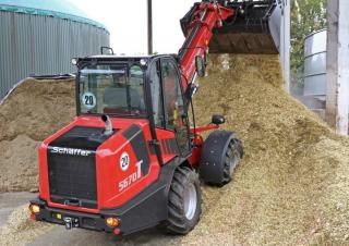 Универсални товарачи Schäffer 5670 T