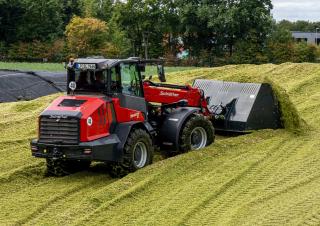 Универсални товарачи Schäffer 9640 T-3 