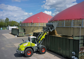 Универсални товарачи Claas Torion 1177