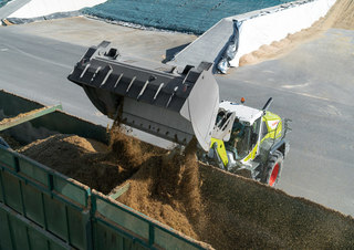 Универсални товарачи Claas Torion 1177