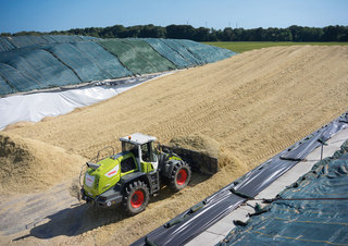 Универсални товарачи Claas Torion 1812